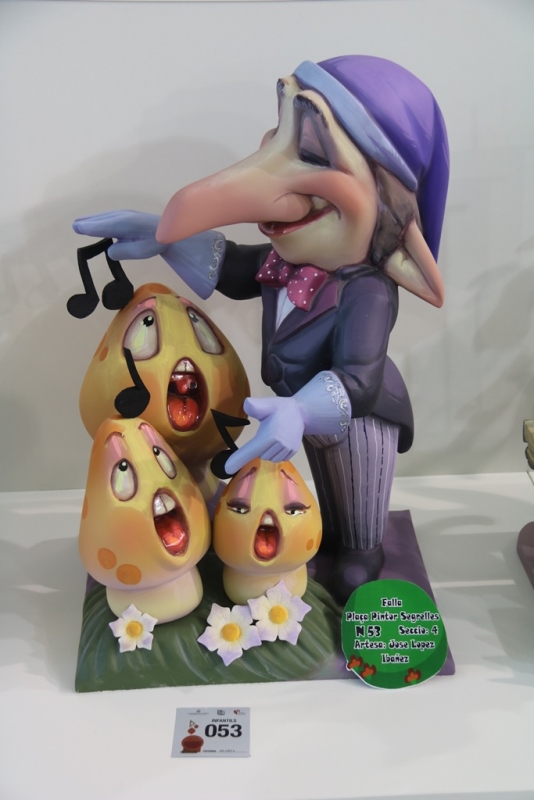 Totfalles: Plaza del Pintor Segrelles